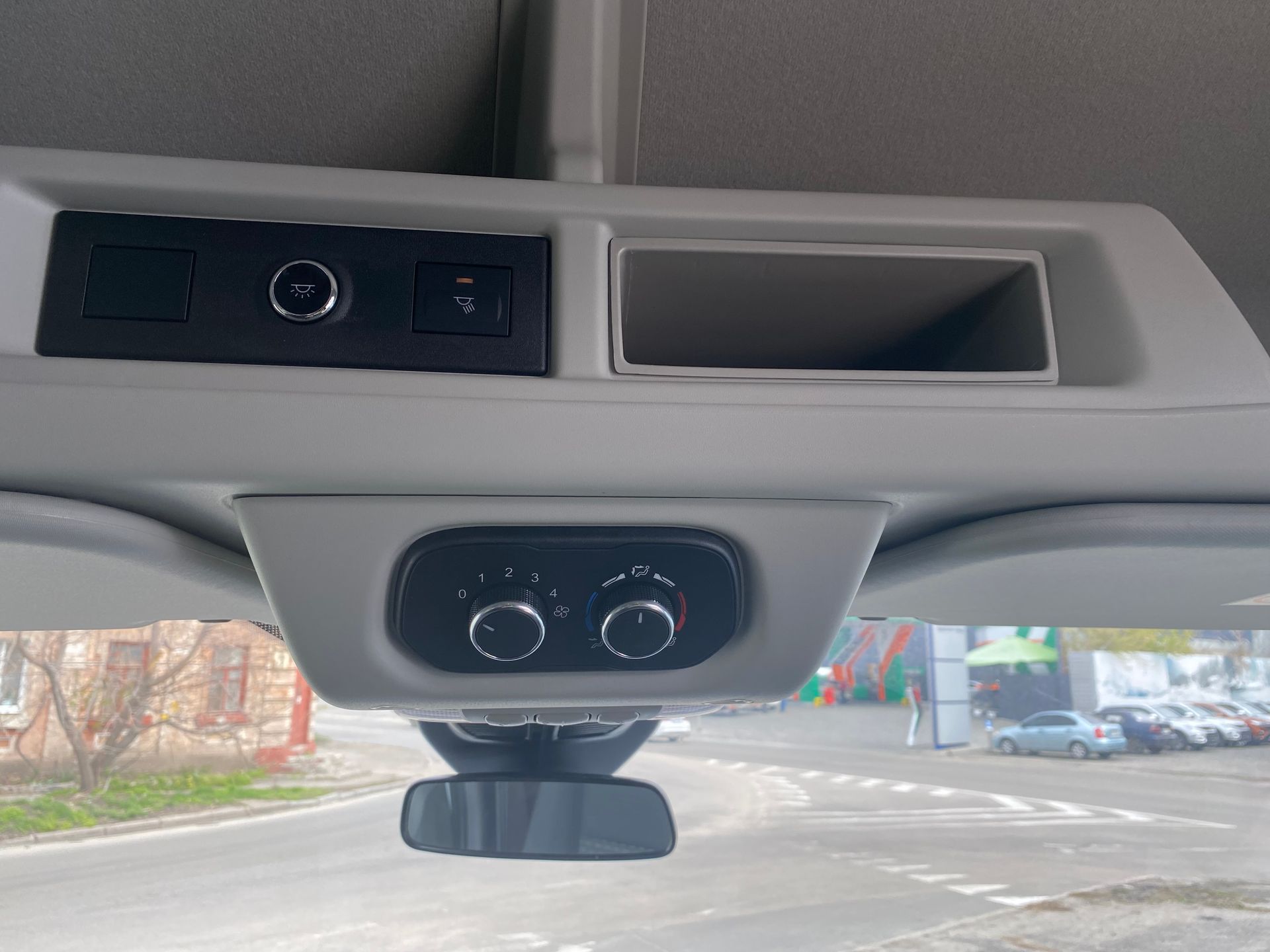 Ford Transit Minibus V363 Minibus 460E L4H3 130PS Trend 2025 — Фото 8