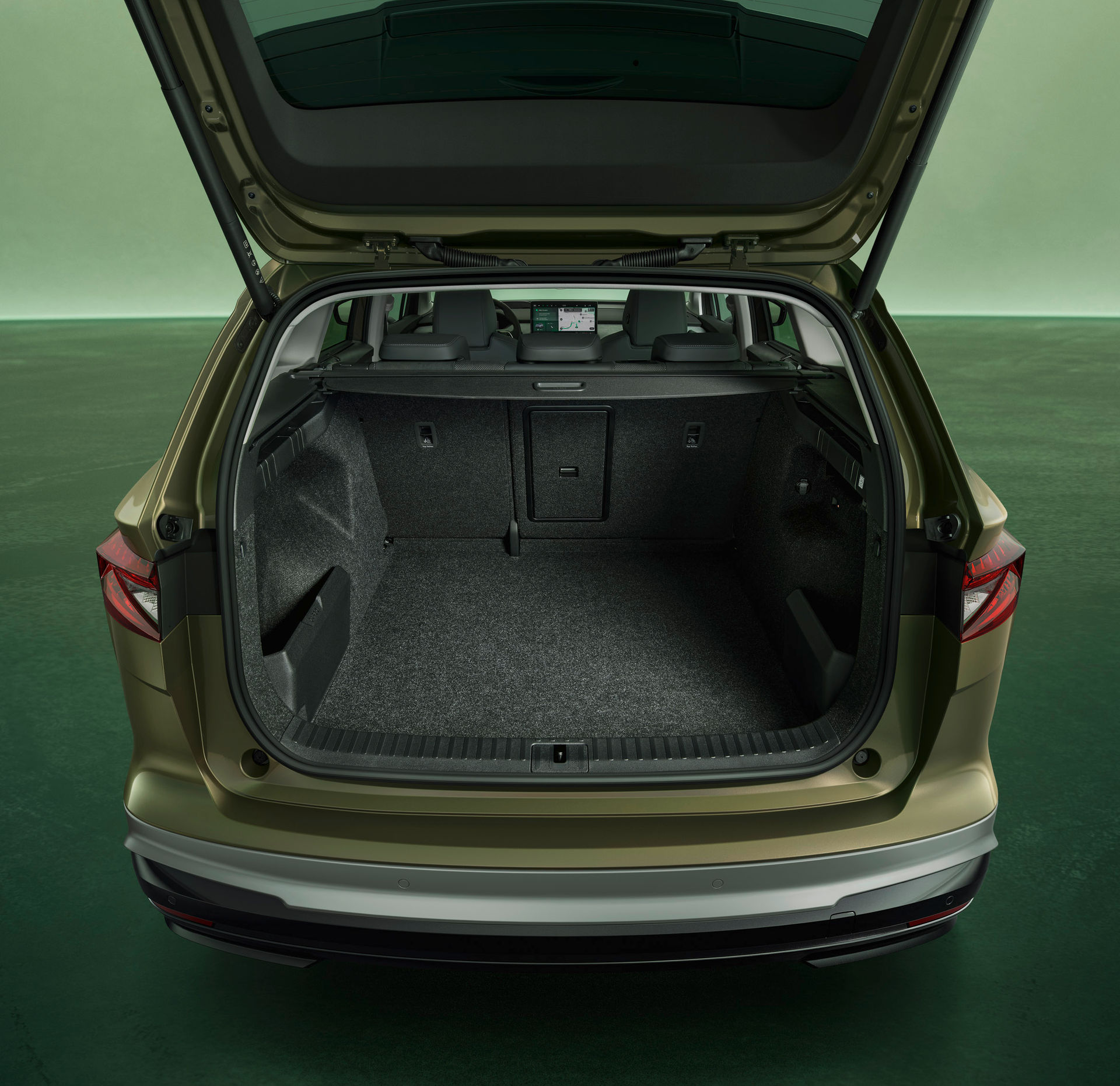 NEW_ENQ_073_Luggage_Room_No_Seats_Folded_Basis — копия