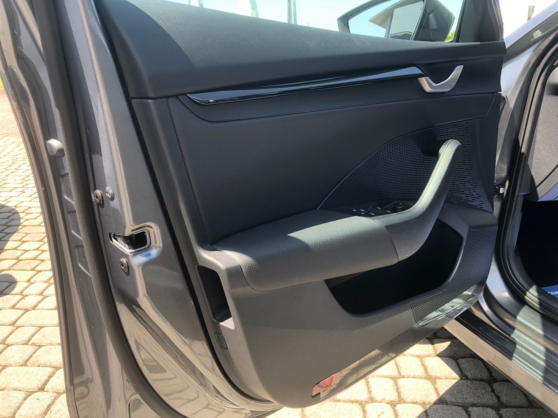 0-02-05-d7f83c5311aa910664b84946ebecc3a308b7ab9d8f80b6ff705260dc2131f4e0_bd9103d10c3a499a