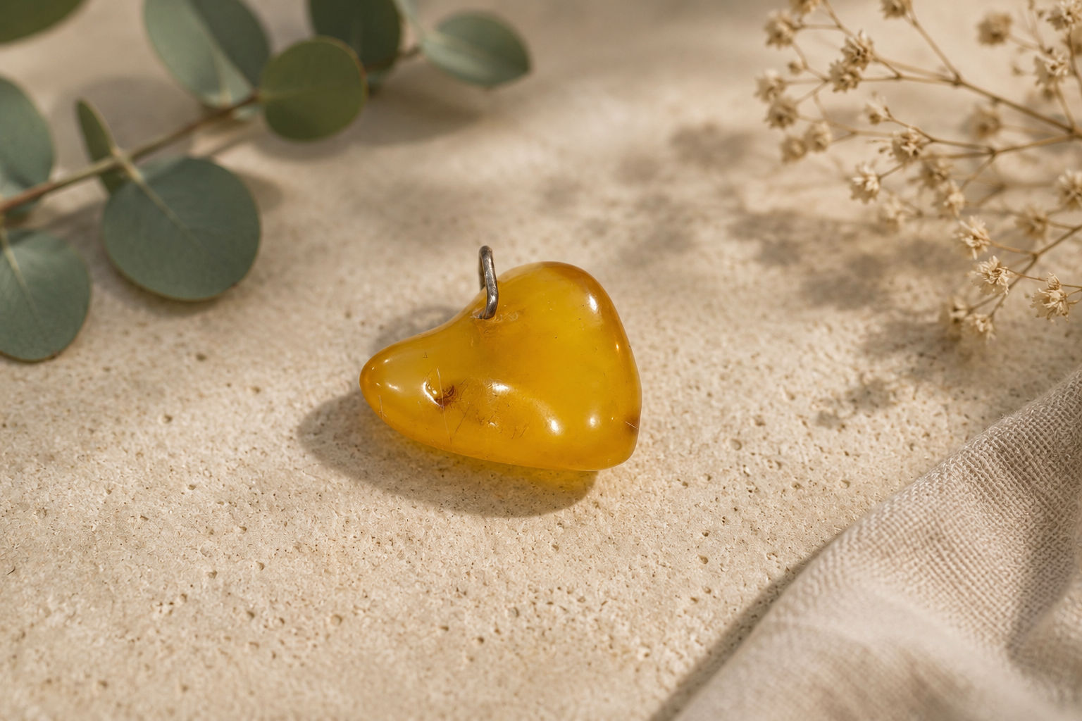 Amber Heart Shape(Big Raw)