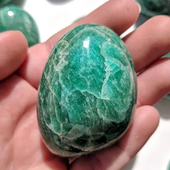 Green Aventurine Palm Stone