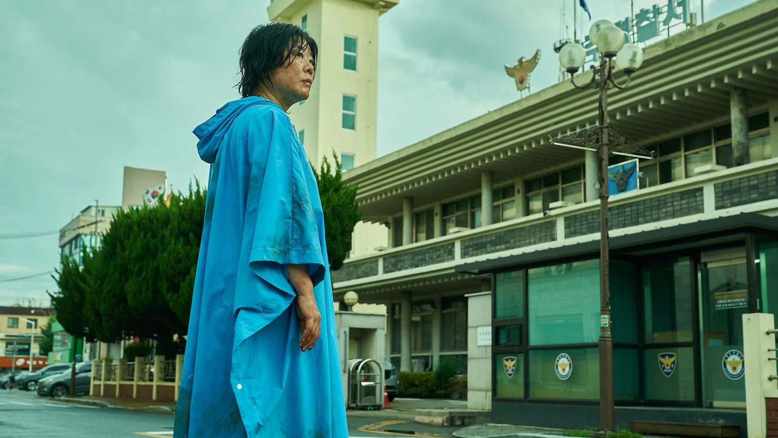 Escena de la película The Journey to Gyeong-ju, Lee Jung-eun en primer termino. (Kim Mi-jo, 2026)