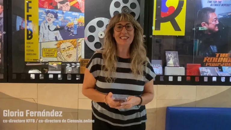 Gloria Fernández durante la presentacion de KFFB en 2025