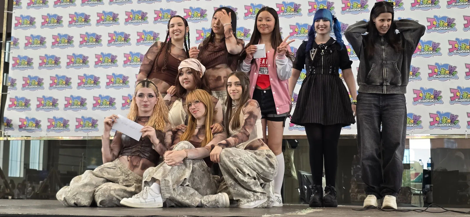 Ganadoras de la categoria grupal en el consurso Dance cover Expotaku Sabadell