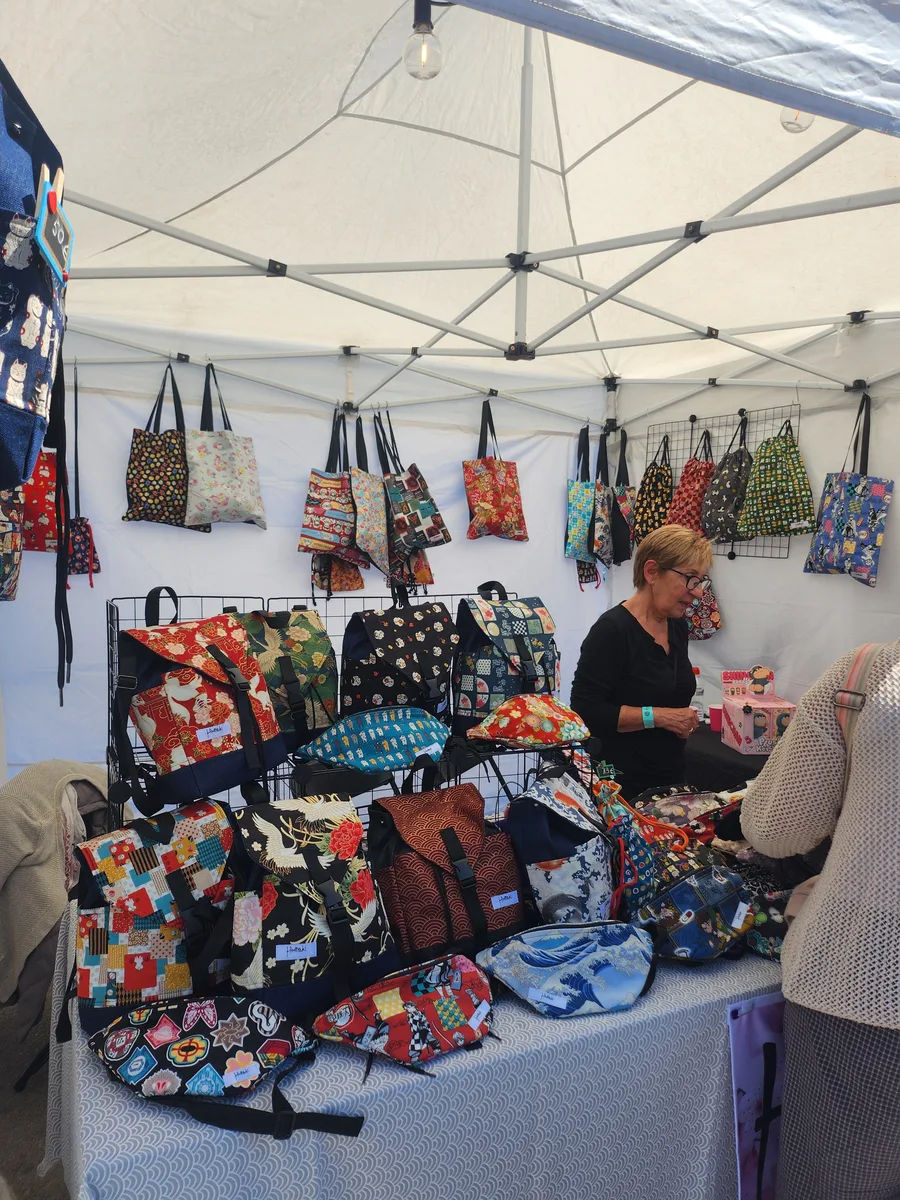 Puesto de artesanía en Matsuri Barcelona