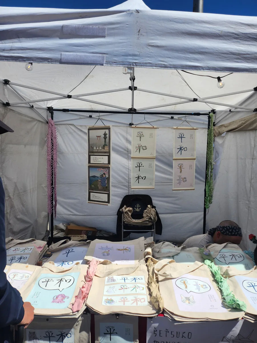 Puesto de artesanía en Matsuri Barcelona