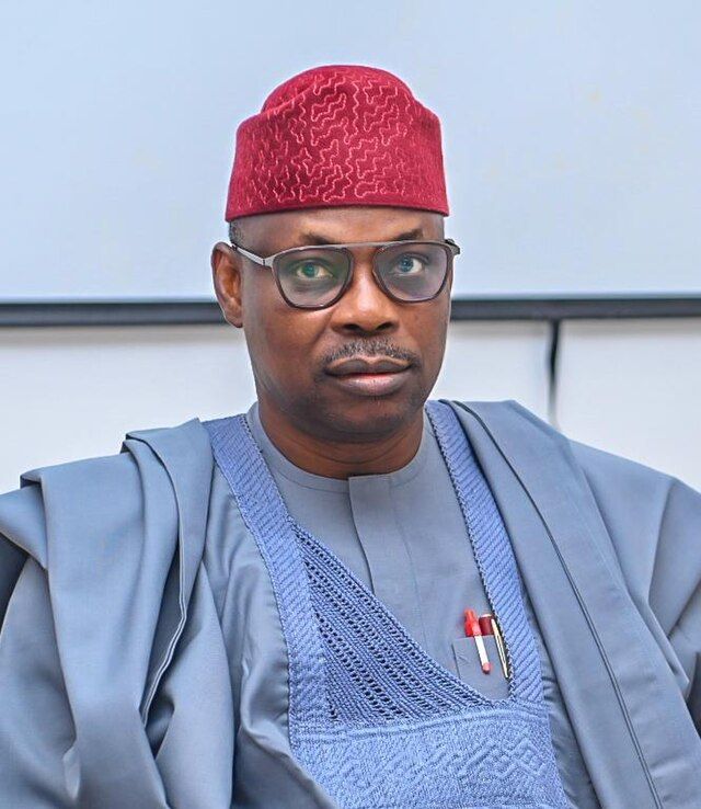 8DF06F09-A5EC-4C4C-8367-D510FFF4E8FA