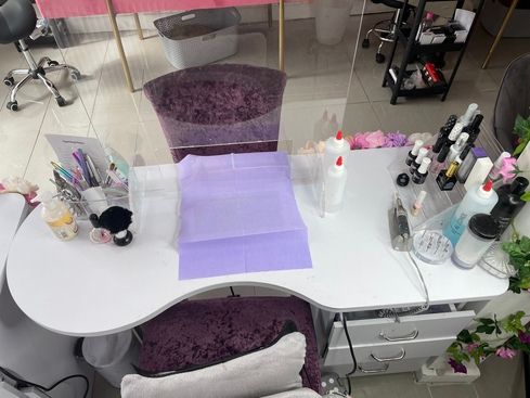 Cosy Shop Space Beauty/Nail Salon for Rent, Property, Rentals, Commercial  on Carousell