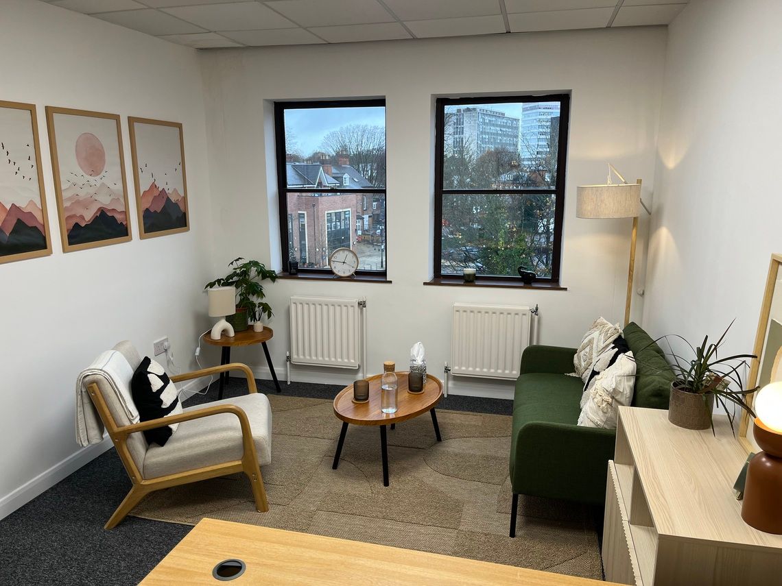 CCC Therapy Room - UK Therapy Room - Photo Album By Peaceful room in ...