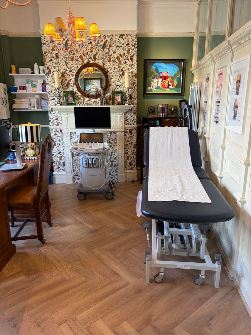 Interior - UK Therapy Room - Photo Album By Consult/Treatment Room in ...