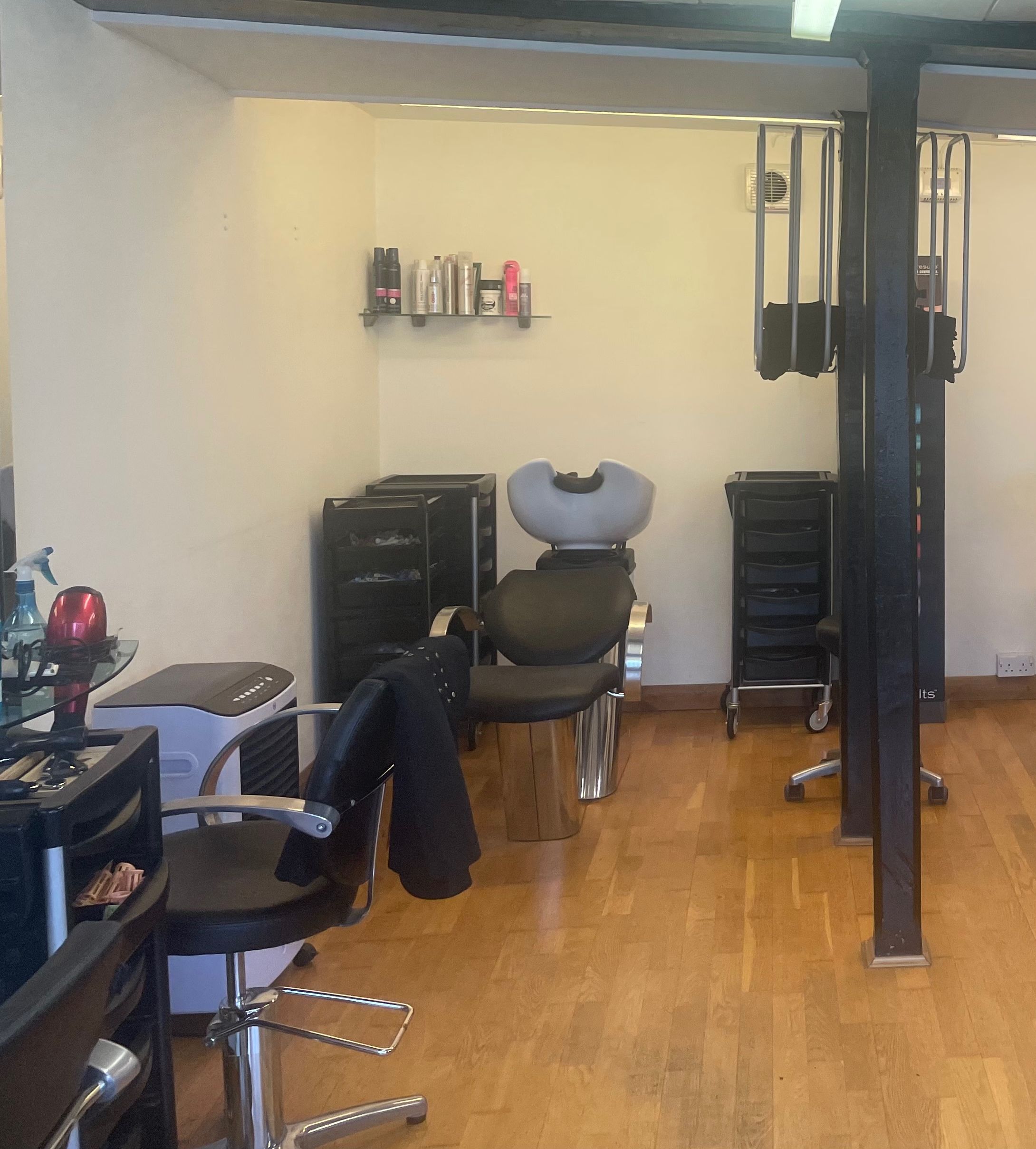 Hair salon to rent. Sole use of 3 chairs in our salon area - in Long  Crendon, England United Kingdom- listed on UK Therapy Rooms.