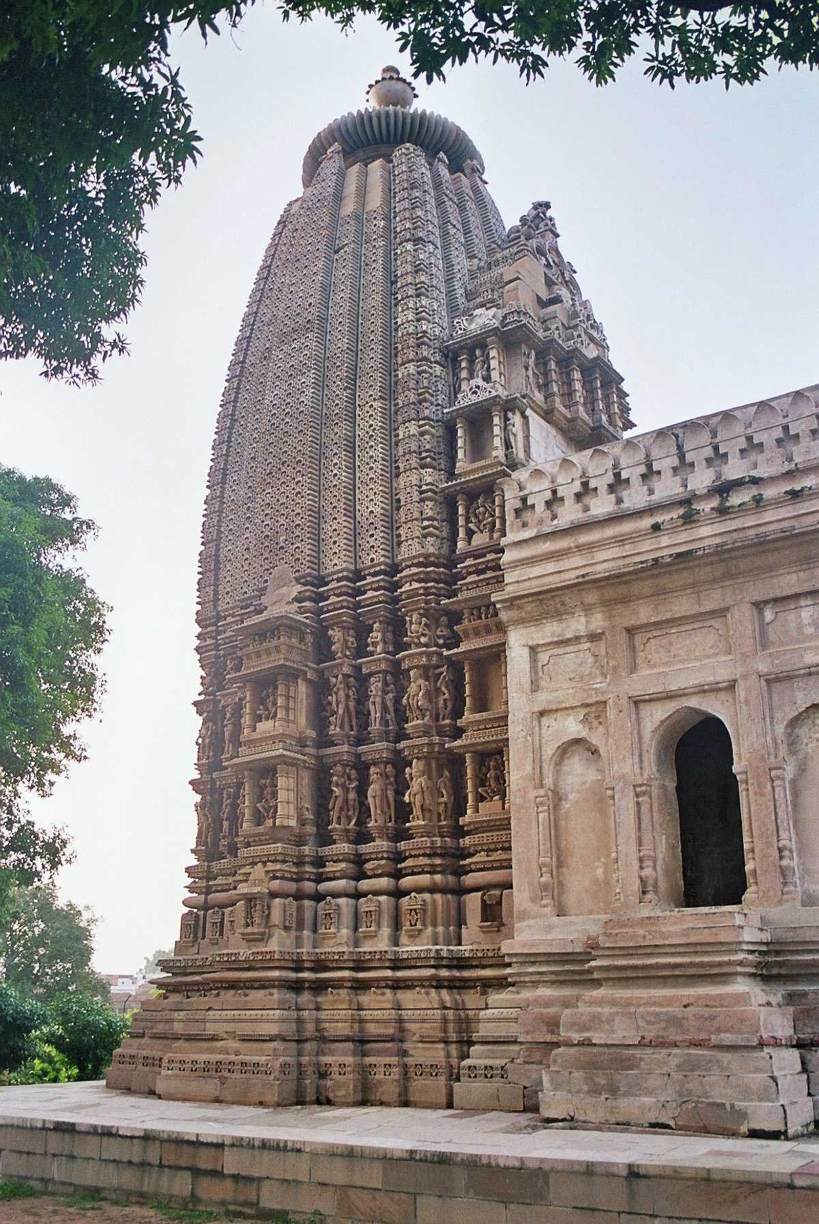 Khajuraho3 20b782 ezgif.com webp to jpg converter