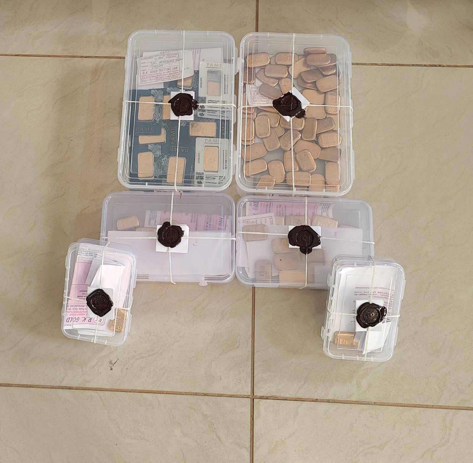 સસ્તા સોનાની લાલચ આપી ઠગાઈ કરનાર ઝડપાયા 2 WhatsApp%20Image%202024 01 08%20at%2010.27.47 95619d9e