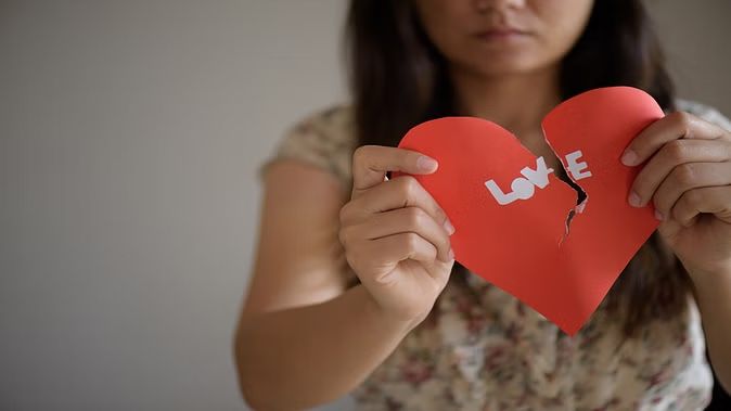 Anti Valentine Week 2024: જો તમે પ્રેમમાં નિષ્ફળ ગયા હોવ તો હવે એન્ટિ વેલેન્ટાઇન વીકની ઉજવણી કરો, આ રહી લિસ્ટ 
