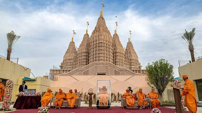 UAE's First Hindu Temple: મંદિર માટે મુસ્લિમ દેશે દાનમાં આપી જમીન, આવી છે આ સંકલ્પનાને સાકાર કરવાની 27 વર્ષીય સફર