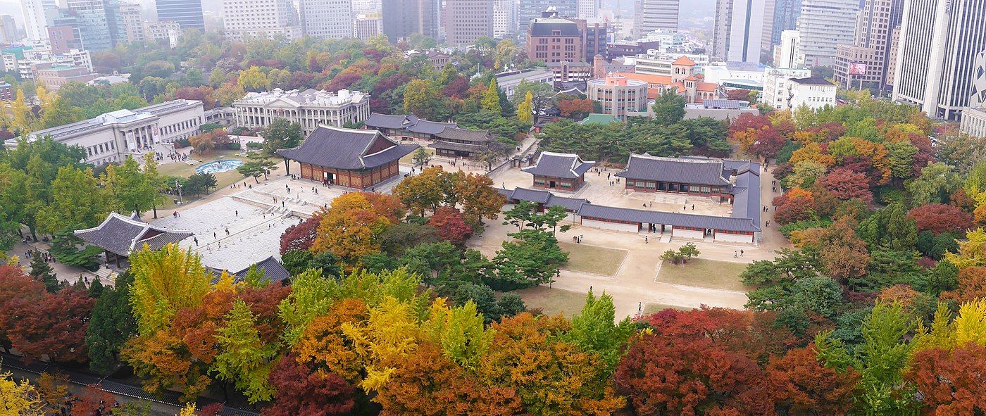 Deoksugung palace
