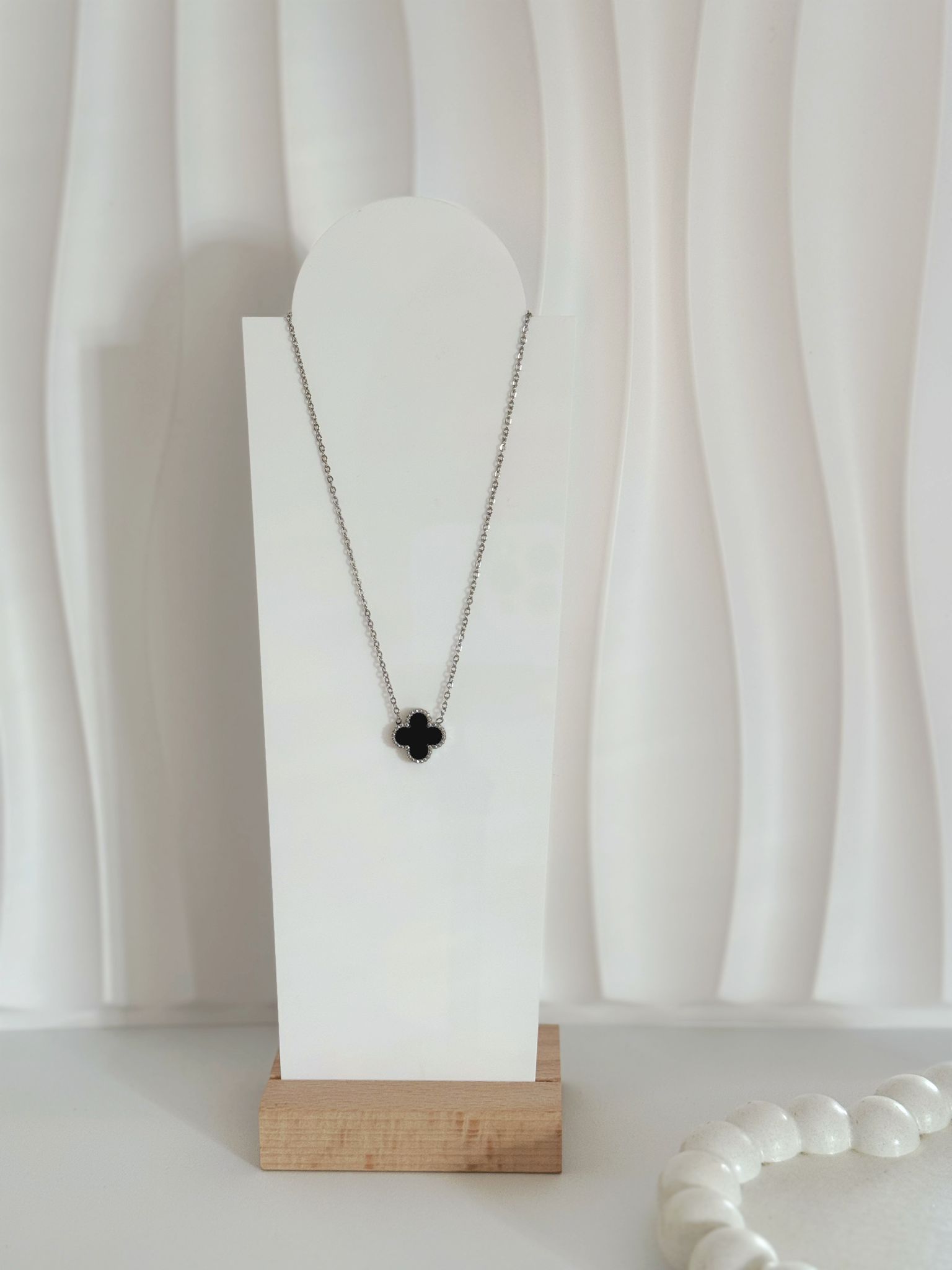 collar 1 trebol negro plateado