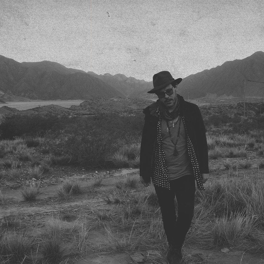 Octubre-27 / Sala Apolo / Lisandro Aristimuño