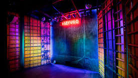 Intruso Bar