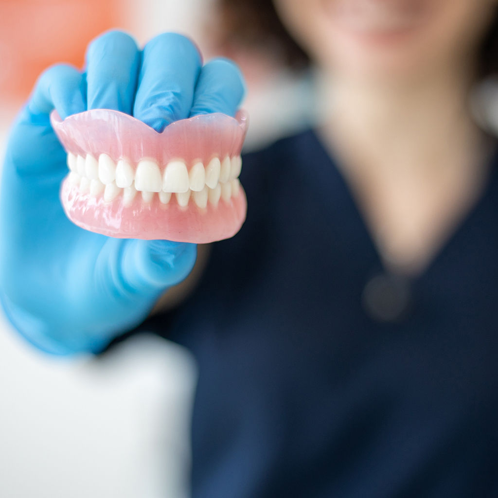 traditional and immediate dentures Brentwood, TN