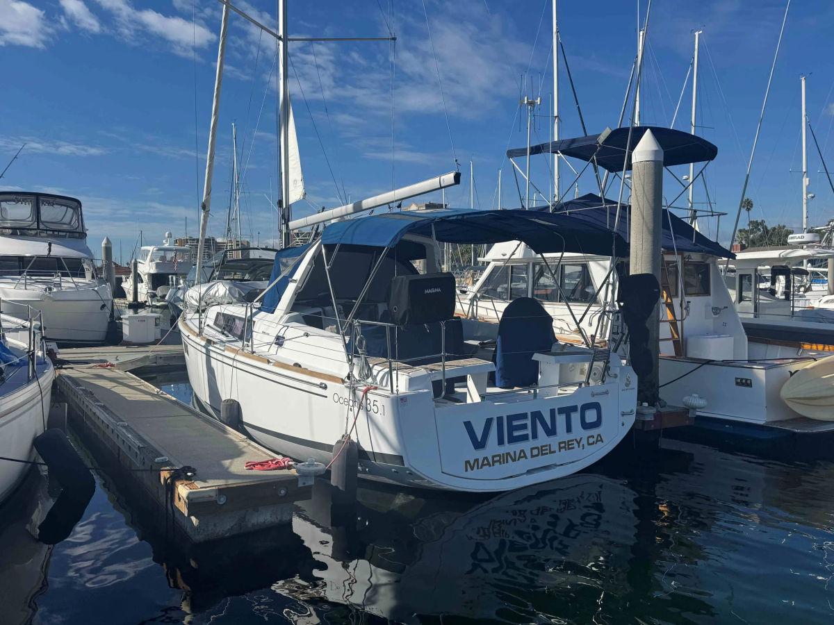 Pre-Owned 2018 Beneteau Monohull 35ft "Viento" - Marina del Rey CA 2