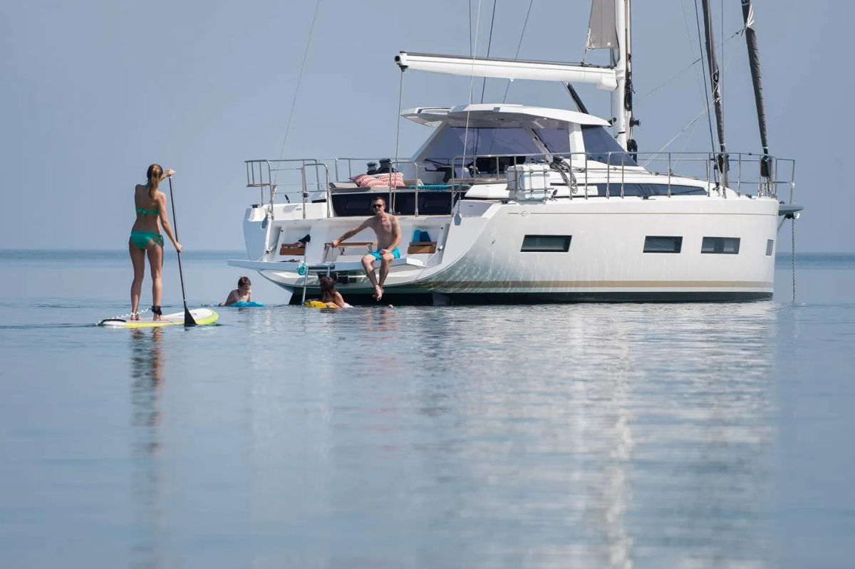 New 2024 Amel Monohull 50ft - Marina del Rey CA AMEL 50 Photo JS Evrard scene de vie 451