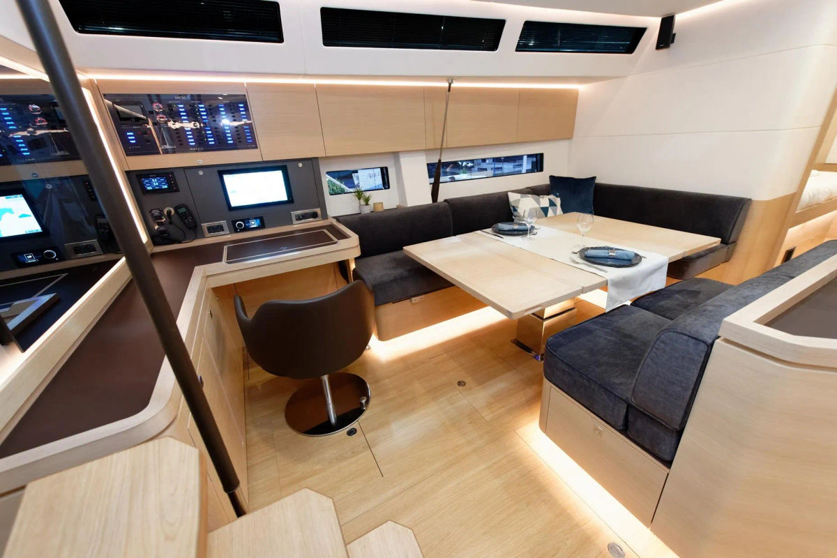 New 2024 Amel Monohull 60ft - Marina del Rey CA AMEL 60 Photo T Luenen DSC 2284