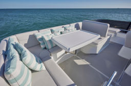 Thumbnail ANTARES 12 FLY IMAGE EXT FLYBRIDGE LOUNGE