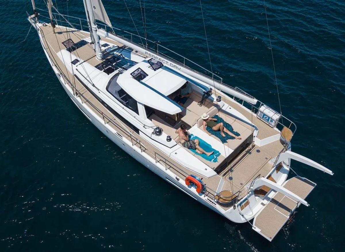 New 2024 Amel Monohull 50ft - Marina del Rey CA DJI 0073 recadréeBD