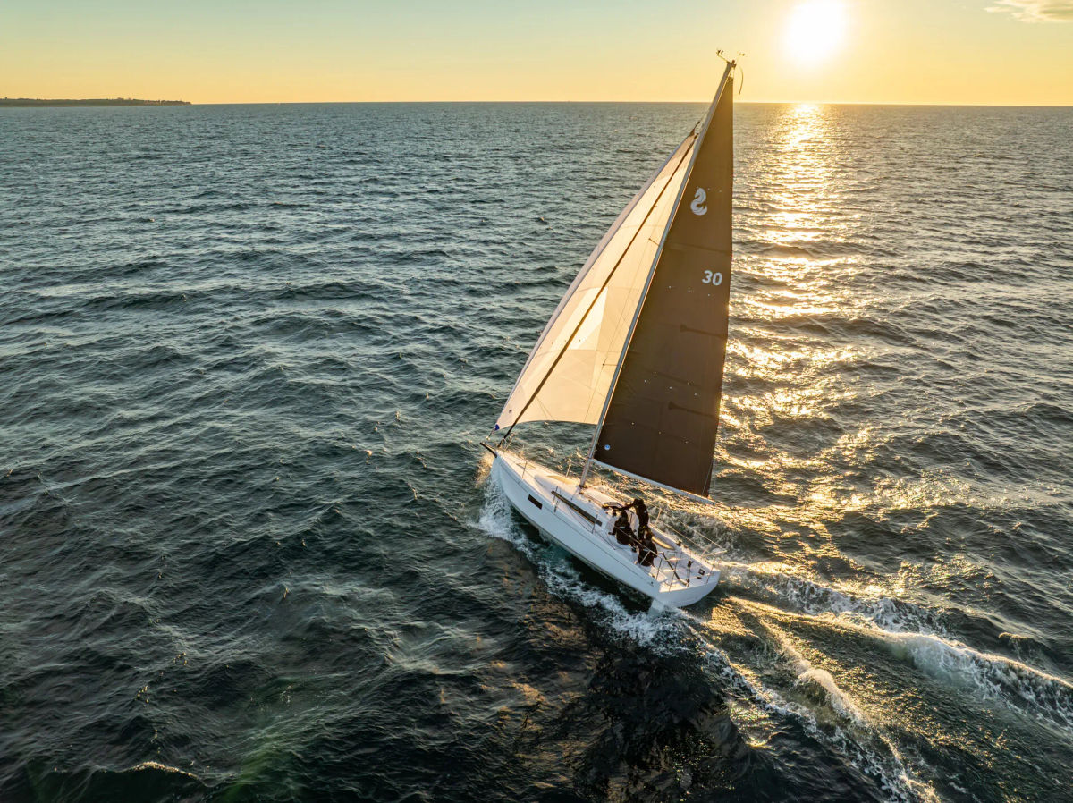 New 2026 Beneteau Monohull 30ft - Marina del Rey CA F30 BRM 23.jpg 1900px