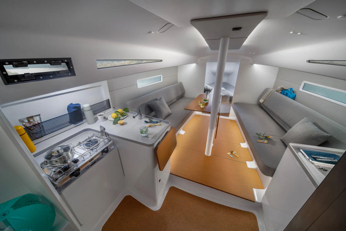 New 2026 Beneteau Monohull 30ft - Marina del Rey CA First 30 salon.jpg 1900px