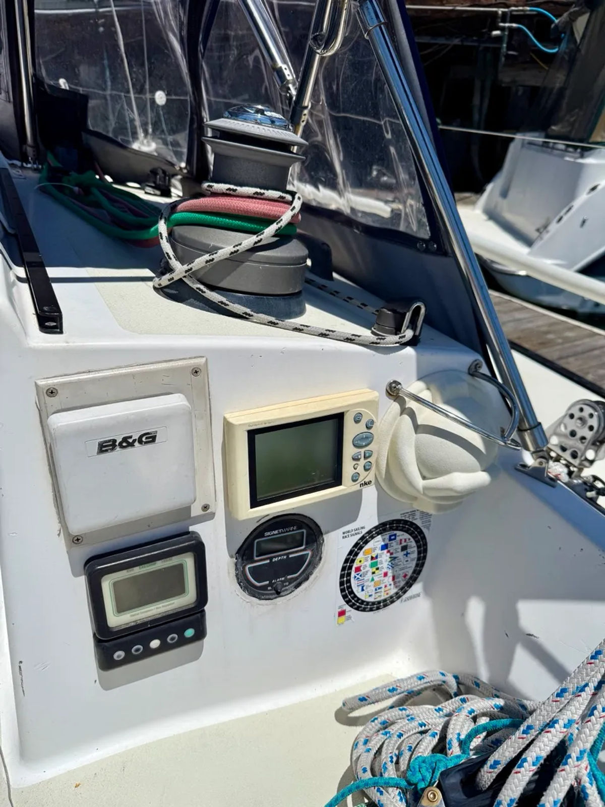 Pre-Owned 1985 Bullet Monohull 37ft - 540 W Cutting Blvd, Richmond CA IMG 8985 Large