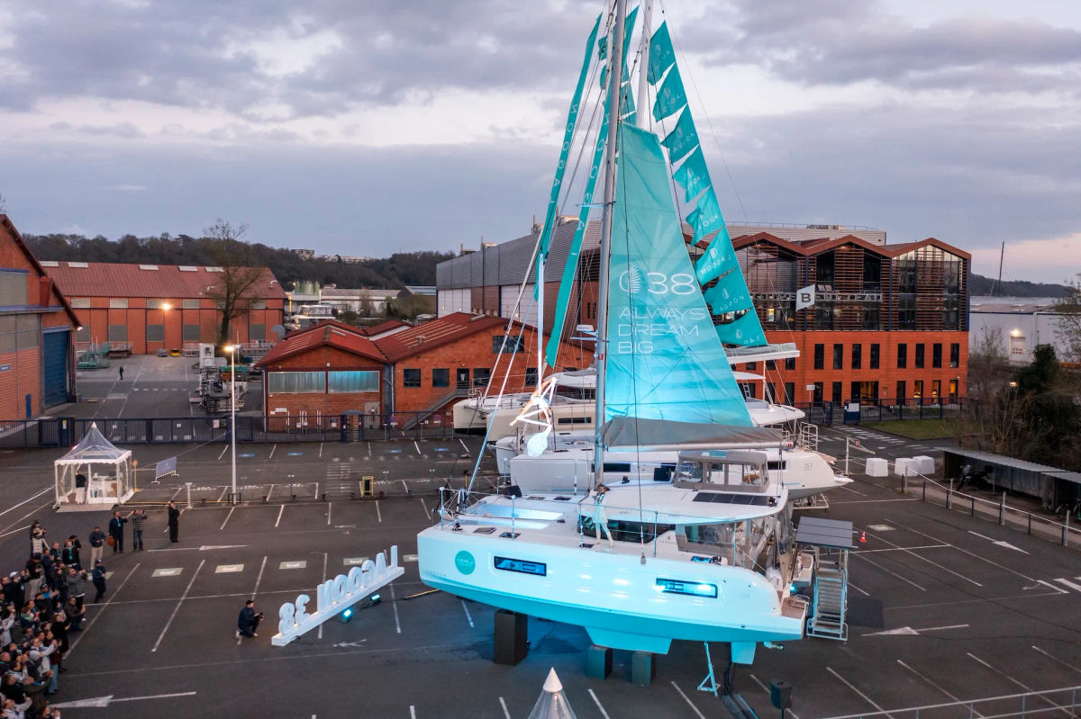 New 2026 Lagoon Multihull 38ft - Marina del Rey CA Lagoon JEX 0007