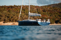 Thumbnail OCEANIS 47 IMAGE EXTERIOR SARDINIA (15)