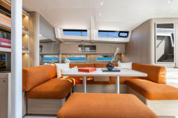 Thumbnail OCEANIS 47 IMAGE INTERIOR (9)