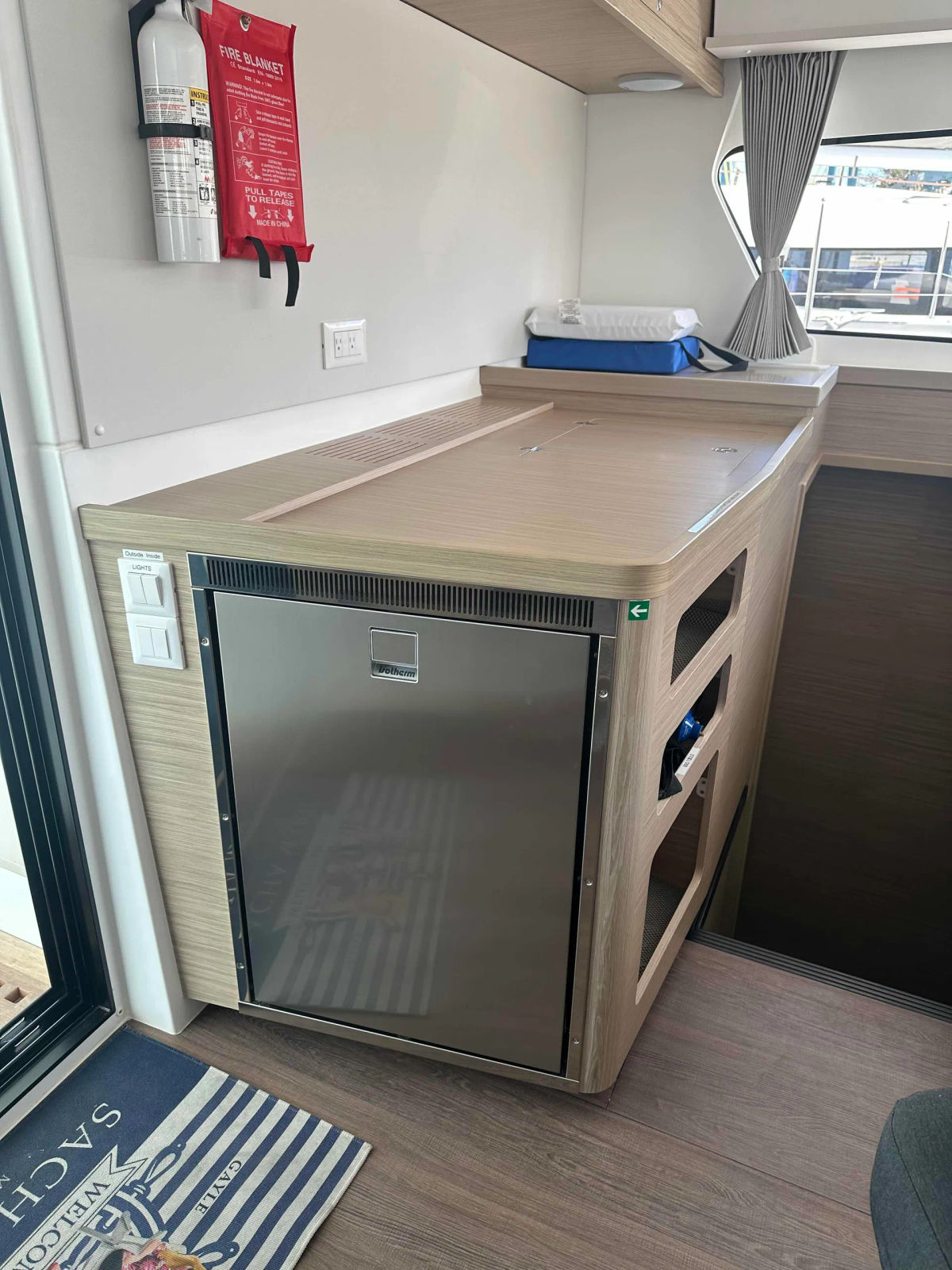 SM interior fridge