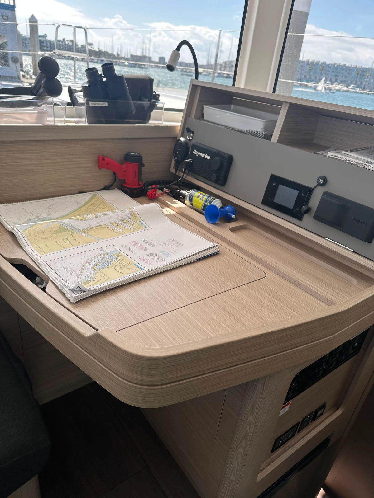 SM nav station