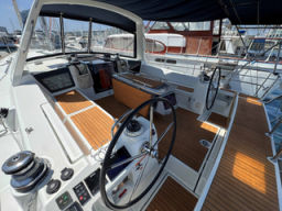 Thumbnail cockpit 6ojz1y