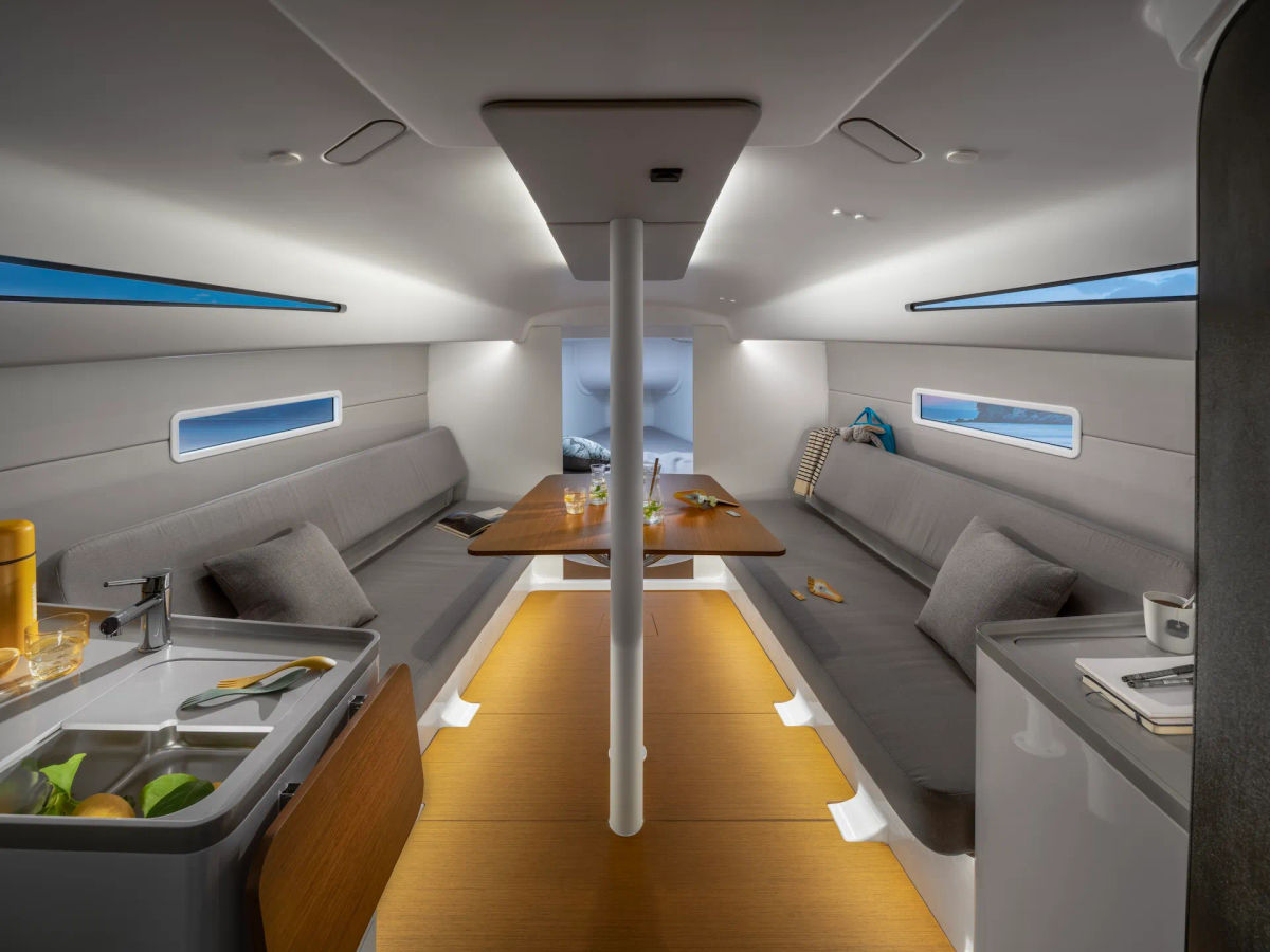 first 30 image interior 7 ezgt1c