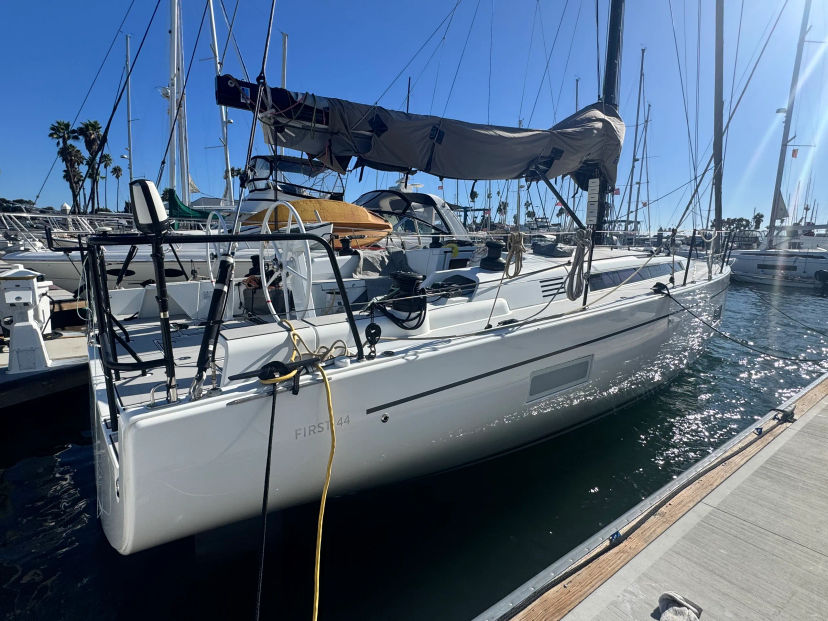 2023 FIRST 44 PERFORMANCE OFFSHORE