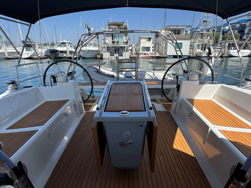 2018 Beneteau Oceanis 45 "Present Perfect"