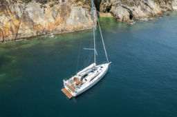 Thumbnail oceanis 37 1 image exterior running 2 dt7ao2