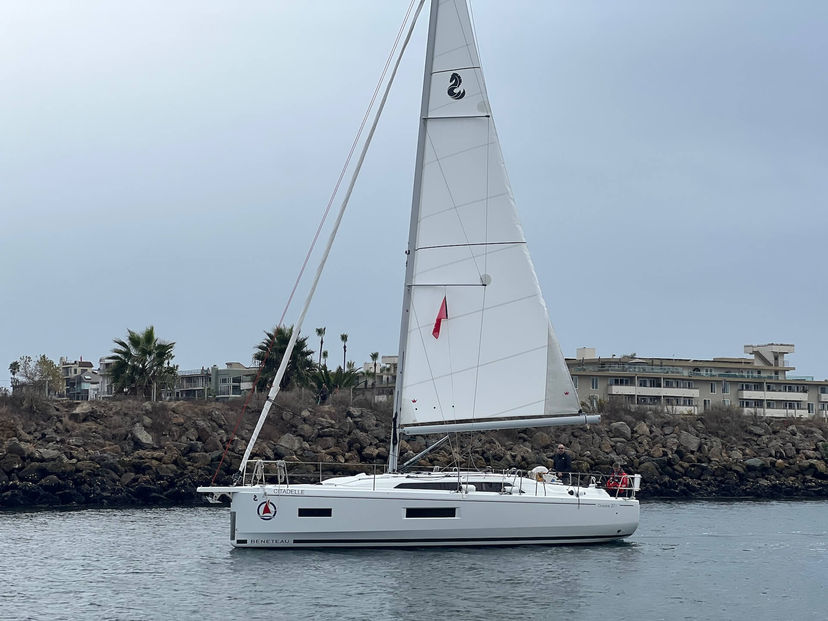 naos beneteau oceanis 37.1 naos beneteau oceanis 37.1
