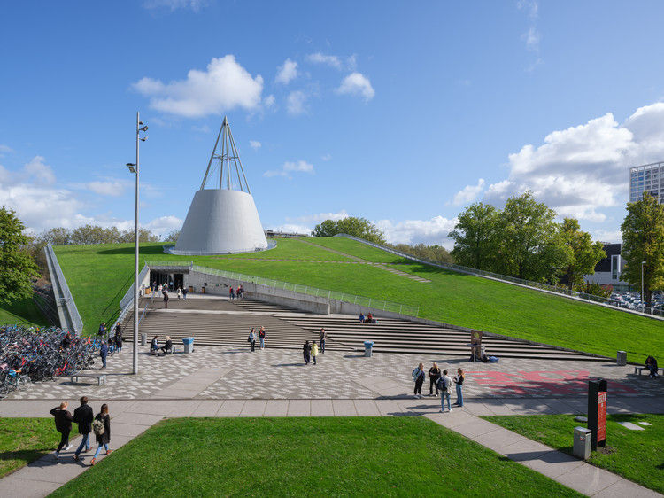 Delft University of Technology