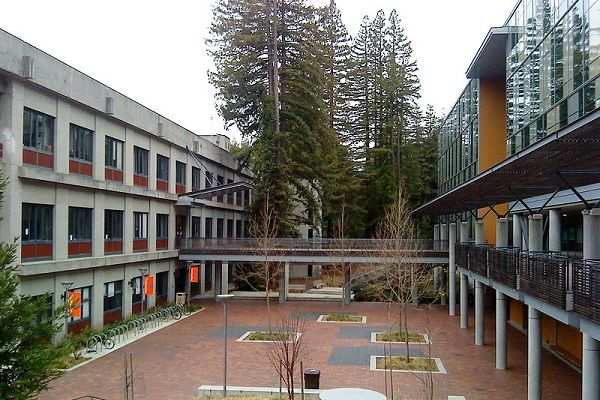 gallery img