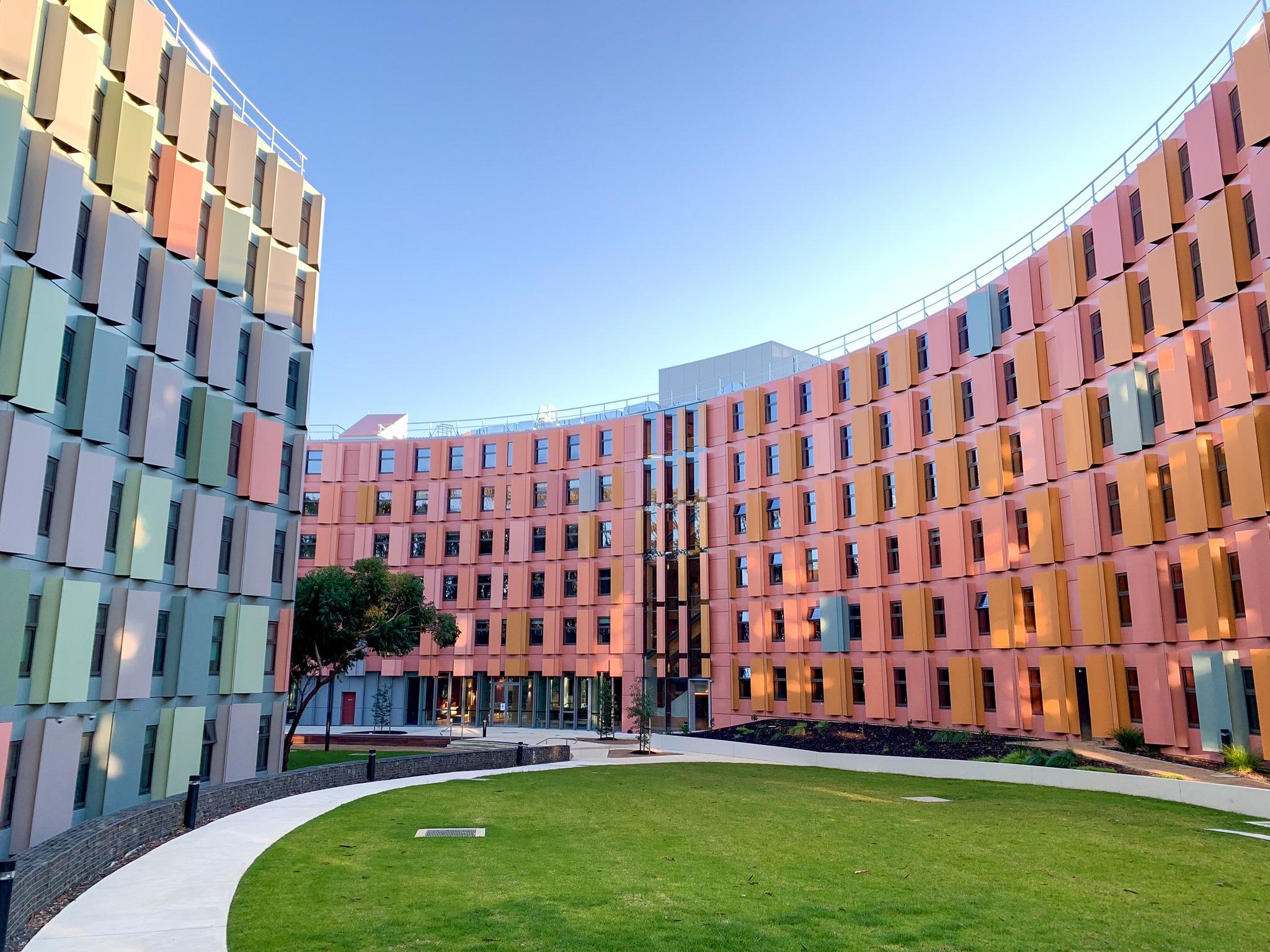 La Trobe University Admission 2023, Ranking , Acceptance rate, Fees