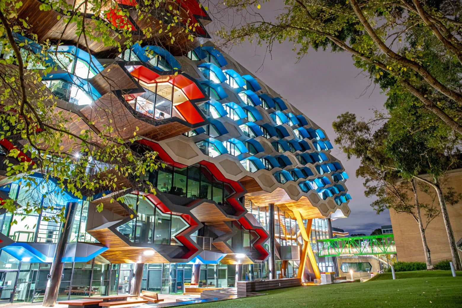 La Trobe University Admission 2023, Ranking , Acceptance rate, Fees
