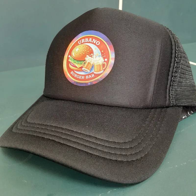 Oferta por 10 Gorras Estampadas 4