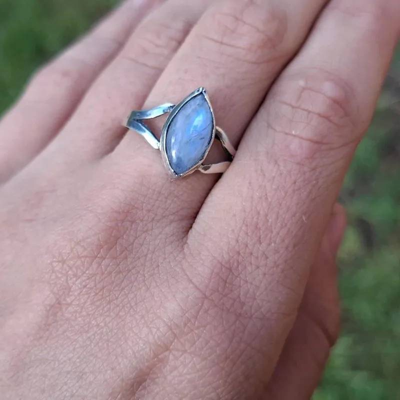 Anillo Plata y Piedra Luna