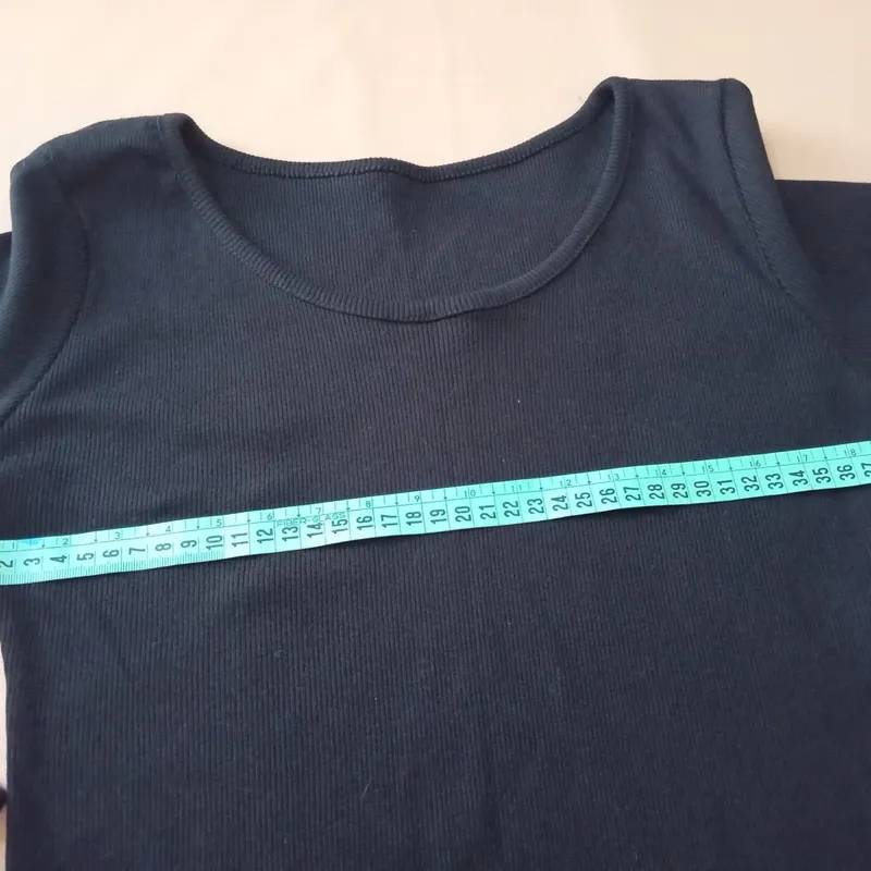 Vestido Tubo Manga Larga. Impecable 2